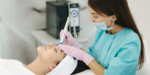 How to Choose the Best Cosmetology Clinic in Thane: 7 Things You Must Check Before Any Treatment